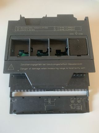 Siemens SIMATIC S7-300 SM 331 y Conector frontal