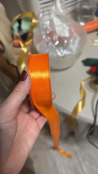 Cinta de regalo naranja brillante