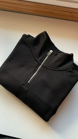 Jersey Zara: Estilo y Comodidad en Cada Detalle