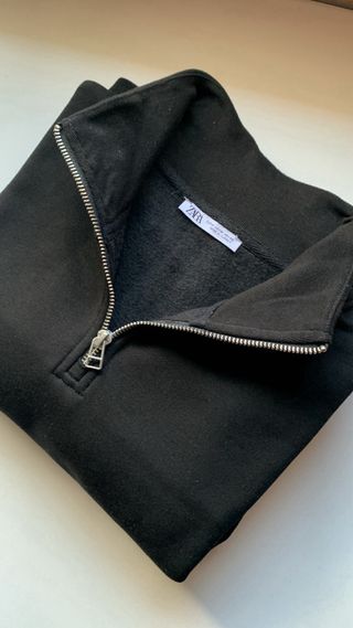 Jersey Zara: Estilo y Comodidad en Cada Detalle