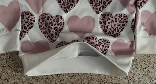 Sudadera bebé corazones rosa y leopardo