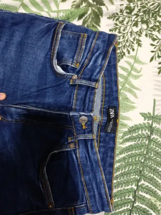 Pantalones Zara Talla M Acampanados
