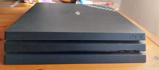 Ps4 Pro + Cavi + Scatola e libretti + RDR2