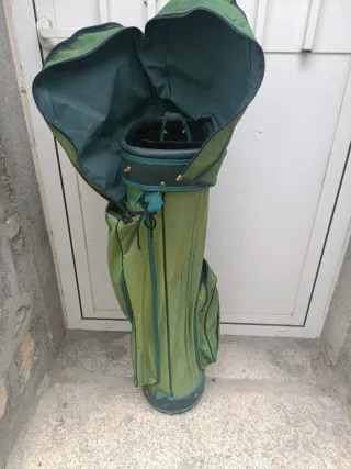 29 Palos de Golf + 15 Pelotas + Estuche