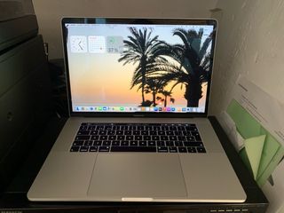 MacBook Pro 2018 15,4” 512GB Plata