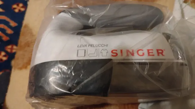 Singer Leva Pelucchi Grigio/Bianco