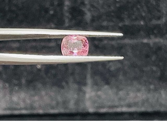 Espinela Natural Rosa