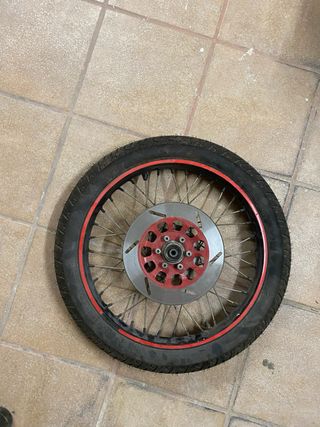Rueda Delantera Yamaha SR250 con Disco + neumático
