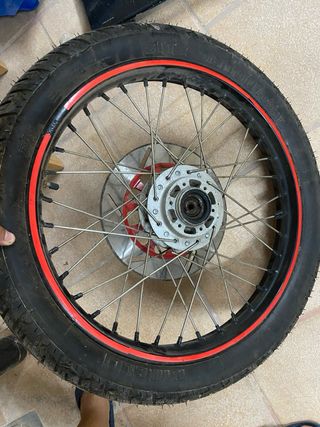 Rueda Delantera Yamaha SR250 con Disco + neumático