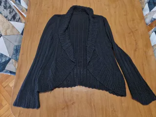 Chaqueta de punto negra