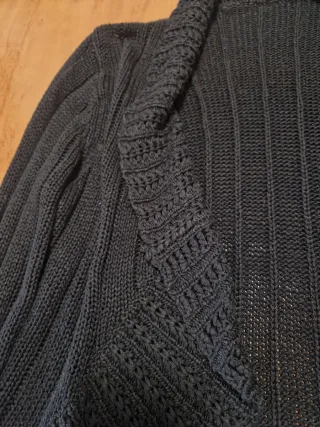 Chaqueta de punto negra