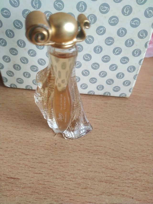 Miniatura Perfume Givenchy Caramelo