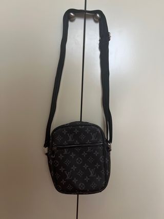 Bandolera Louis Vuitton Negra