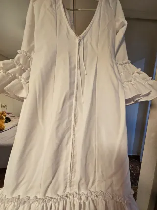 Traje de flamenca blanco volantes