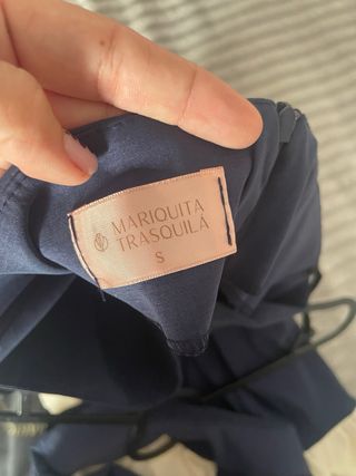Vestido de fiesta azul y blanco