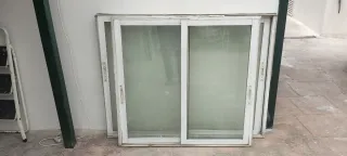 Ventanas de aluminio correderas con persiana