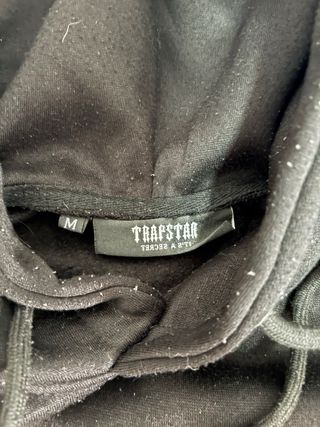 Sudadera Trapstar negro y rojo
