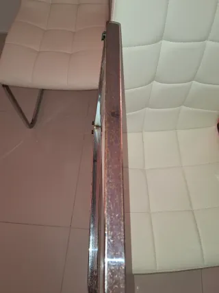 Sillas de comedor blancas NEGOCIABLES!!