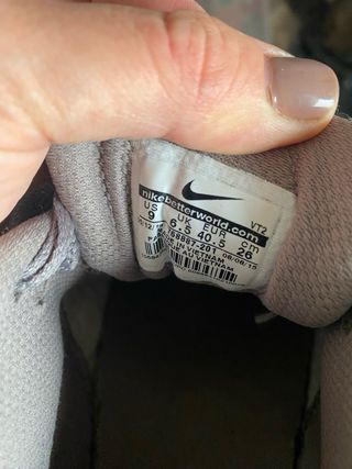 Zapatillas Nike Air Max Marrones y Doradas 