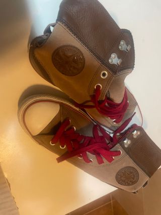 Converse Beige y Marrón Talla 42