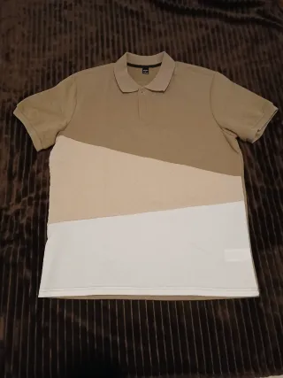 Camiseta Polo Beige y Blanca