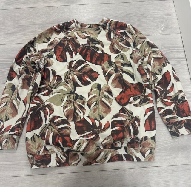 Sudadera Zara.