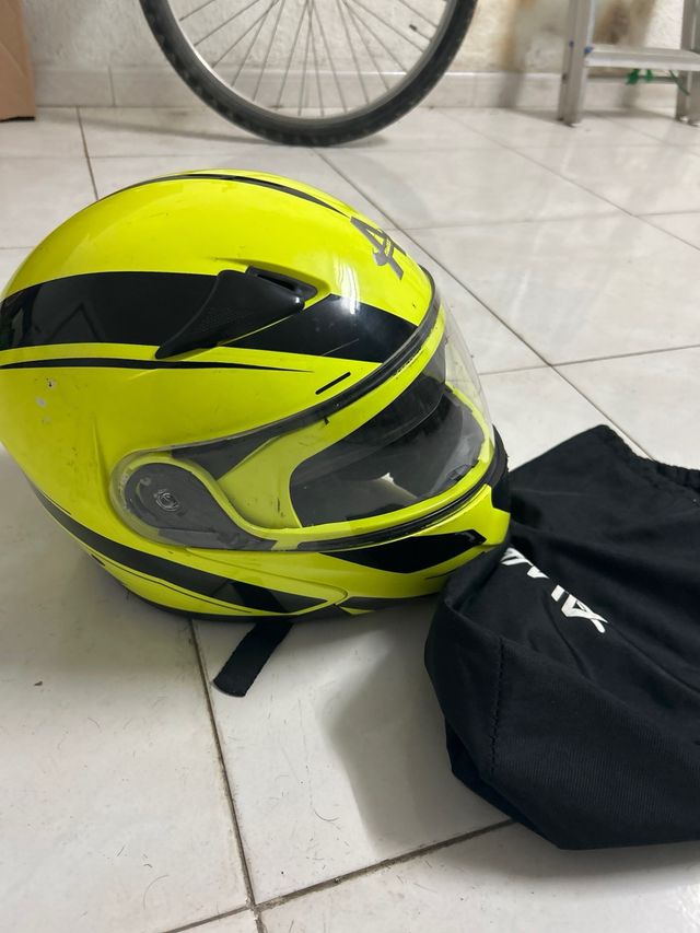 Casco awax