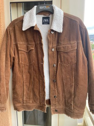 Chaqueta Zara Pana Forro Borreguito Talla M