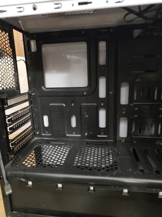  Fuente EVGA 500W con torre Nox Humme
