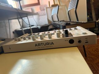Arturia Minilab 3 Controlador MIDI