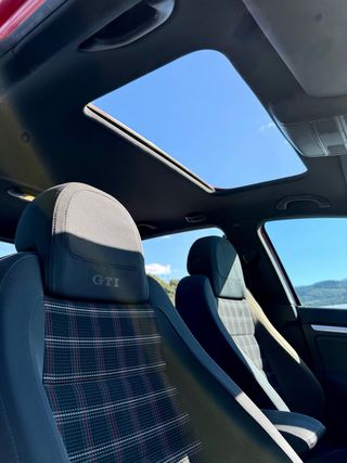 Volkswagen Golf V GTI 200cv – Techo solar