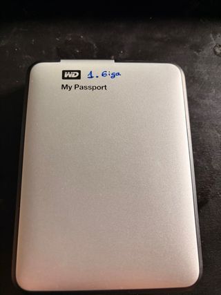 Disco Duro 1TB Western Digital My Passport externo