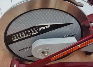 Bicicleta estática BH Fitness