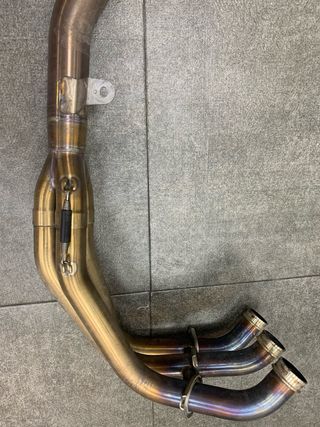 Akrapovic Escape Tracer 9 GT