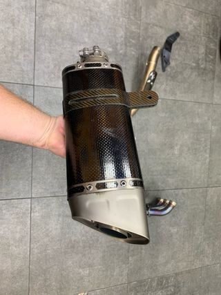 Akrapovic Escape Tracer 9 GT