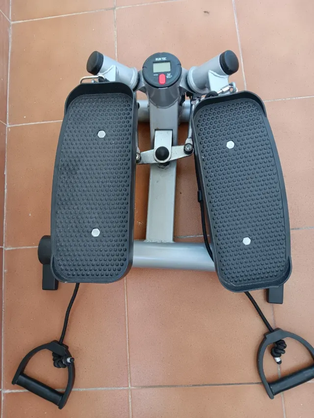 Máquina de ejercicios para piernas y glúteos