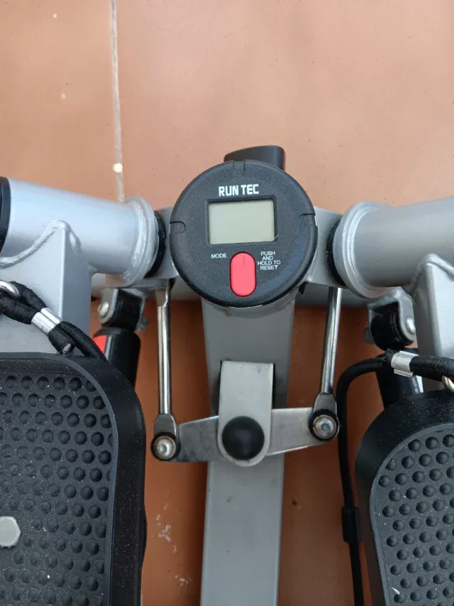 Máquina de ejercicios para piernas y glúteos