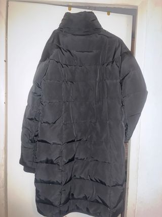 Abrigo  plumas acolchado mujer negro