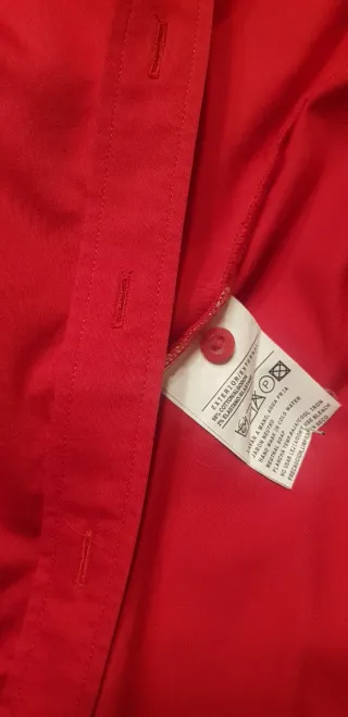 Pack 2 Camisas: Roja y Azul Oscuro