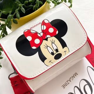 Cartera monedero de piel de Minnie de Disney.