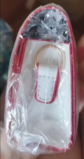 Cartera monedero de piel de Minnie de Disney.