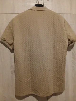 Camiseta Polo Beige y Blanca Texturizada