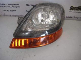 FARO IZQUIERDO RENAULT TRAFIC COMBI (AB 4.01)