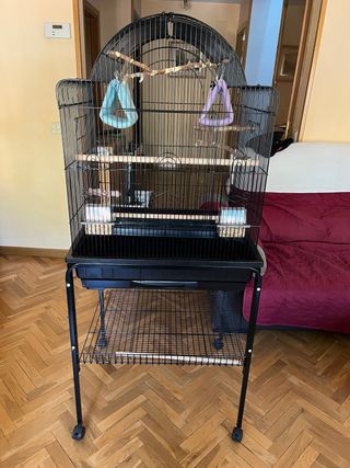 Jaula grande para pájaros con carro
