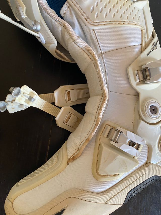 Botas Fox Instinct Blancas Talla 45