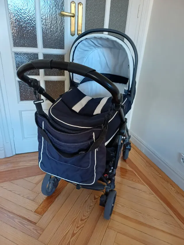 Carro Peg Perego con capazo y silla