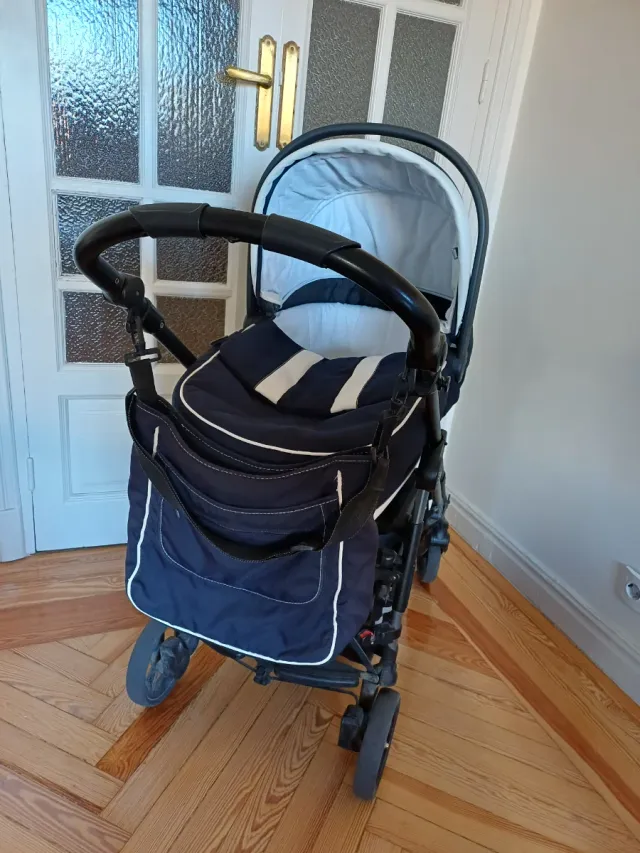 Carro Peg Perego con capazo y silla