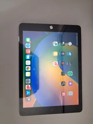 Lote iPad 5ª Gen y iPhone 11