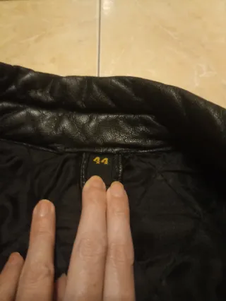 Chaqueta de cuero para moto con protecciones