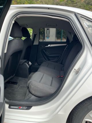 Audi A4 2.0 TDI 150CV Multitronic S-Line